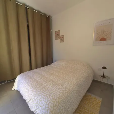 Cozy T2 Riviera Apartment