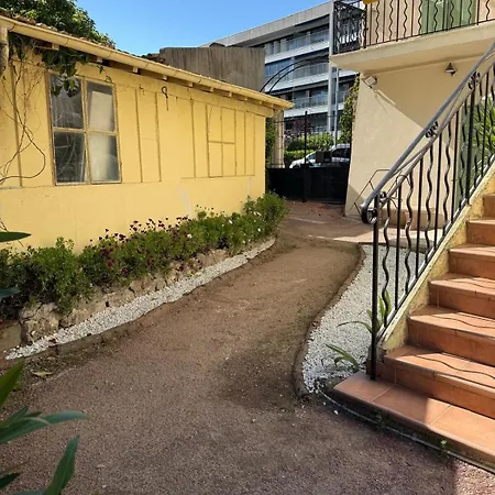 Cozy T2 Riviera Apartment
